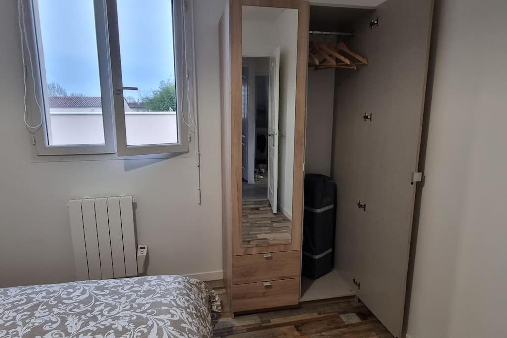 Belle Maison Climatisee Renovee Pac-Man Entre Collegues, Amis, Famille - Barbecue - Netflix - Prime - Baby Foot 50Cts Saint-Seurin-sur-l'Isle Экстерьер фото